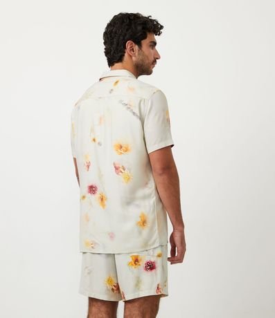 Camisa Slim en Viscosa con Estampado Floral 3