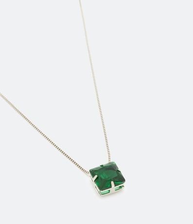 Collar en Metal con Colgante de Piedra