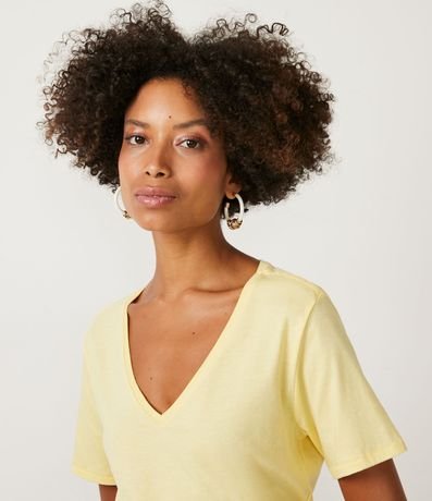 Blusa Básica en Media Malla con Escote V 4