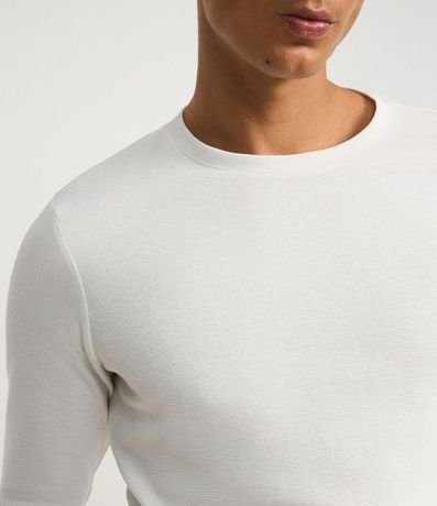Remera Slim en Algodón con Textura Acanalada 3