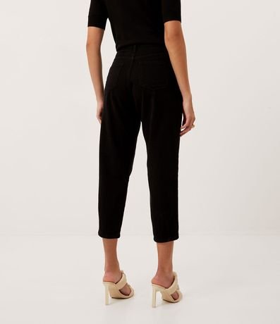 Pantalón Baggy en Sarga con Cintura Alta y Botón Corazón 3