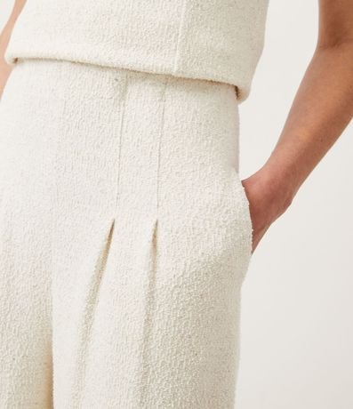 Pantalón Pantalona en Tweed con Pliegues 4