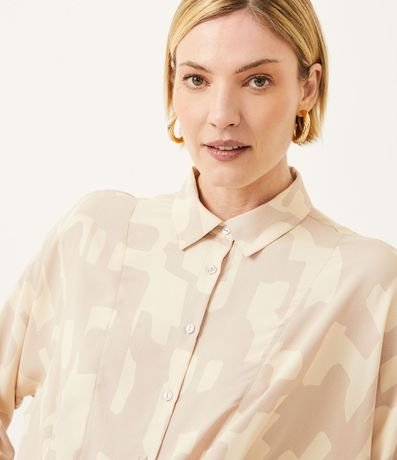 Camisa en Crepé con lazo Frontal y Estampado Geométrica 4