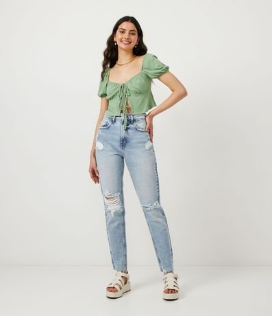 Pantalón Mom en Jeans con Cinturón-Cordón y Rasgos 1