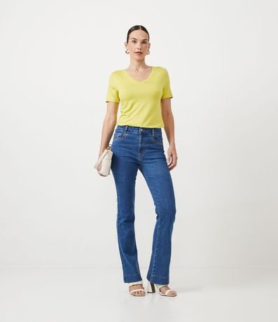 Blusa Básica en Viscosa con Escote V 2