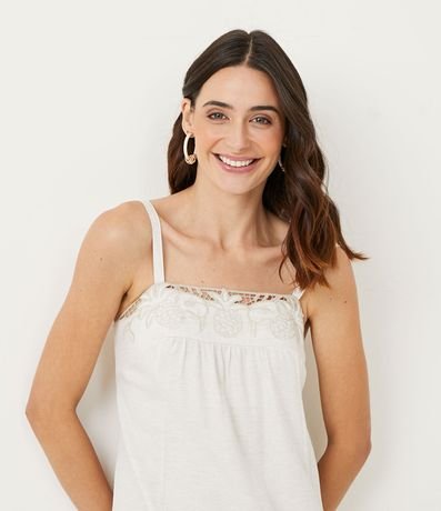 Vestido Midi en Viscolino con Bordado Vazado 4