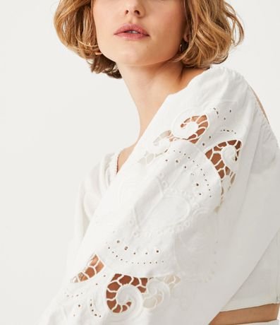 Blusa Corta en Algodón con Bordado y Manga Abullonada 5