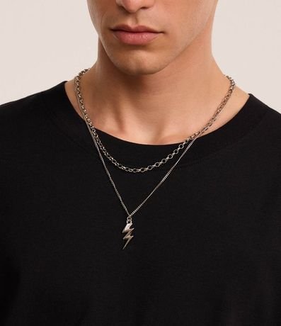 Collar Doble con Cadena y Colgante de Rayo 4