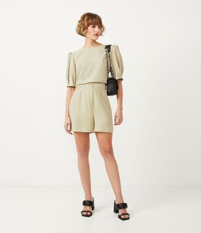 Blusa en Viscosa con Manga Abullonada y Abotonado en la Espalda 2