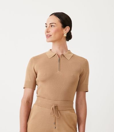Blusa en Tejido de Punto con Mangas Cortas Cremallera en el Cuello