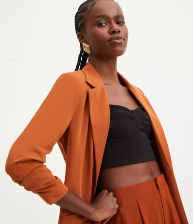 Blazer Alargado Sastrería en Crepe con Pliegas en los Puños 4