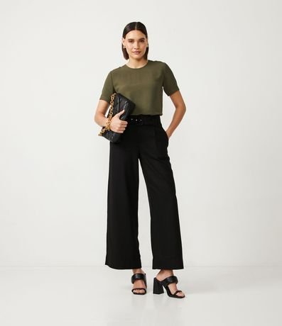 Blusa con Aberturas y Detalles de Pespuntes 2