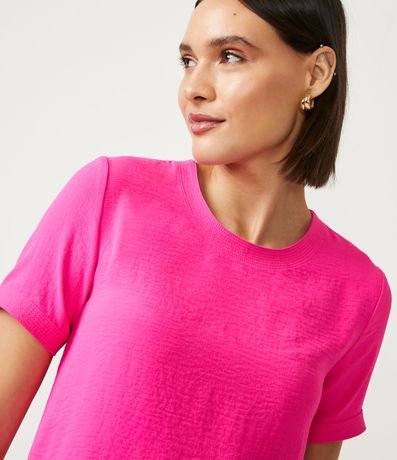 Blusa con Aberturas y Detalles de Pespuntes 5