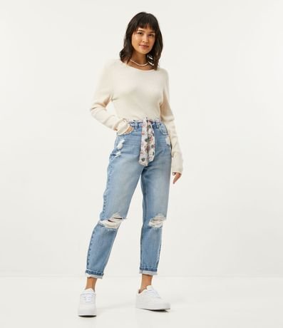 Pantalón Mom Jeans con Desgastes y Barra Doblada 1