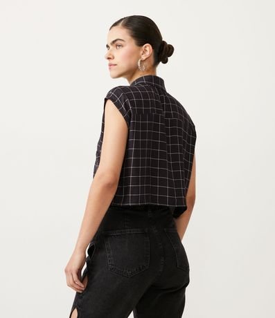 Blusa Cropped en Viscosa con Estampado de Cuadros 3