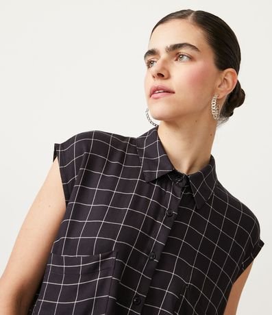 Blusa Cropped en Viscosa con Estampado de Cuadros 4