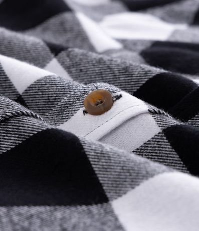 Camisa Regular en Franela de Cuadros y Manga Larga 6