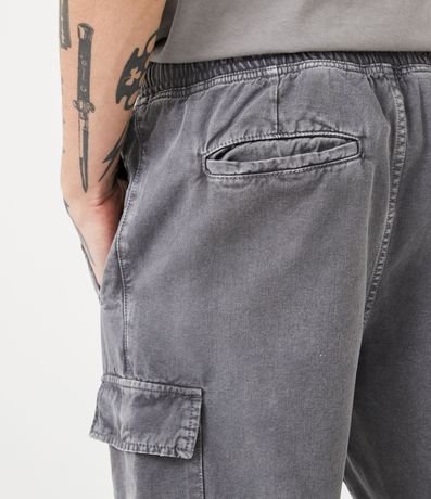 Pantalón Cargo en Sarga con Cintura Elástica 6