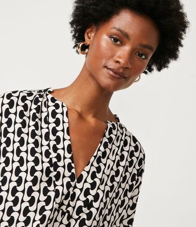 Blusa en Crepé con Estampado Geométrico 4