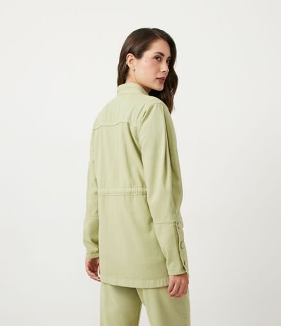 Campera Parka en Sarga con Abotonado Diferenciado en los Puños 3