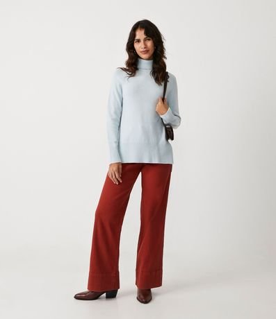 Suéter con Cuello Alto en Tejido de Punto y Detalles Aacanelados 2