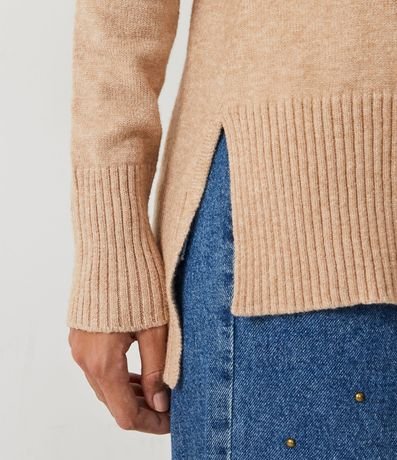 Suéter con Cuello Alto en Tejido de Punto y Detalles Aacanelados 6
