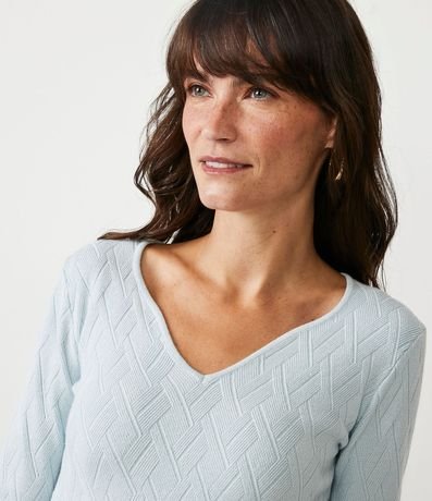 Suéter en Viscosa con Textura Geométrica 4