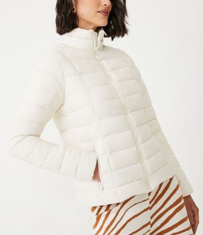 Campera Puffer en Poliamida con Cuello Alto 4