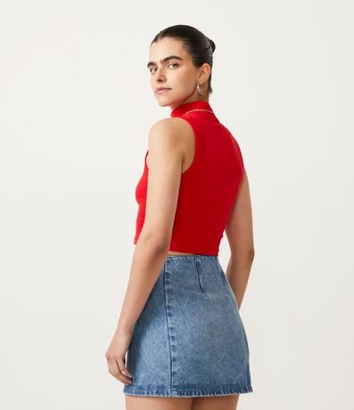 Blusa Cropped Básica sin Manga en Algodón con Cuello Alto 3