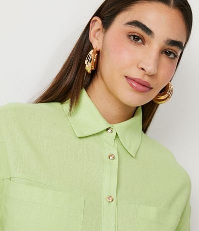 Camisa Amplia en Lino con Botones 4