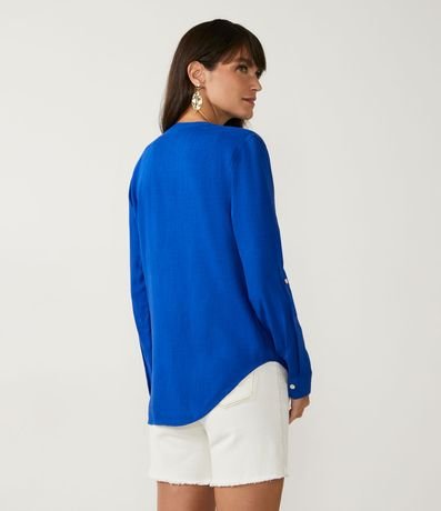 Camisa en Viscolino con Escote V 3