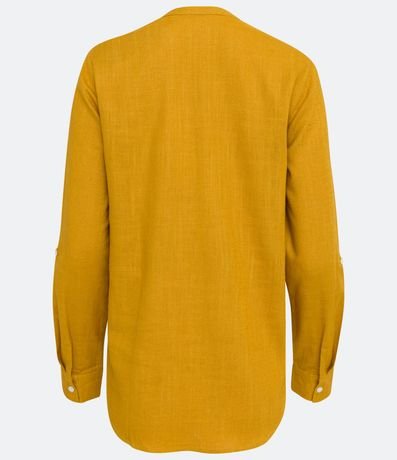 Camisa en Viscolino con Escote V 6