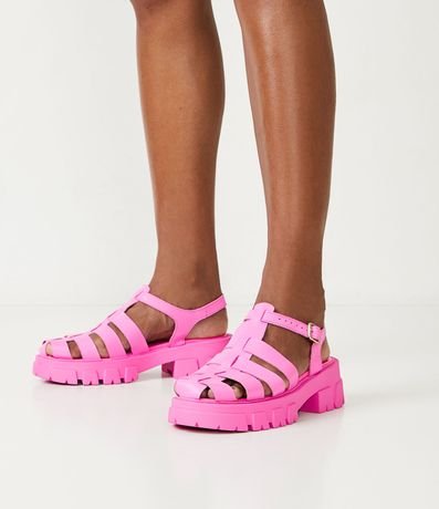 Sandalia Plana en Cuero con Suela Track 7