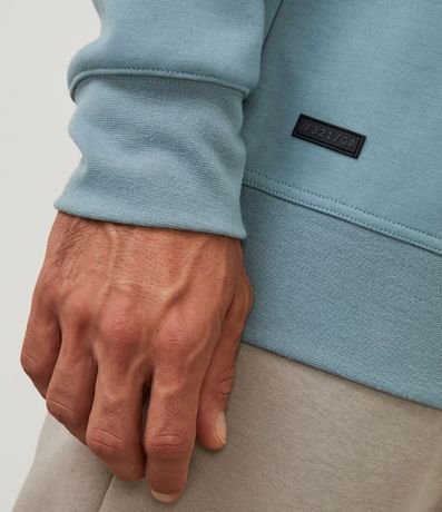 Buzo Deportivo con Cuello Redondo y Etiqueta Aplicada 5