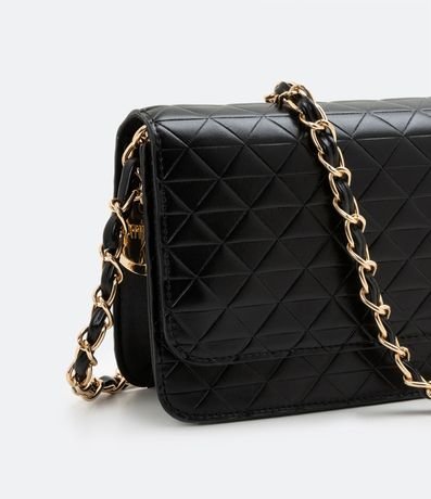 Bolso Estructurado en Capitoneada con Asas de Cadena 7