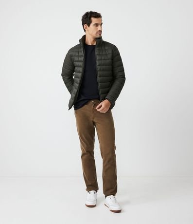 Campera Ultraliviana Básica en Poliamida con Cuello Alto 2