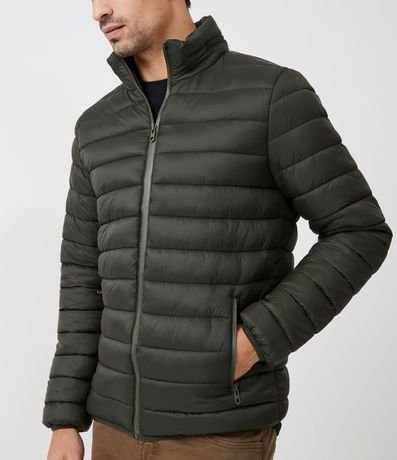 Campera Ultraliviana Básica en Poliamida con Cuello Alto 4