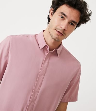 Camisa Slim en Viscosa con Botones y Manga Corta 4