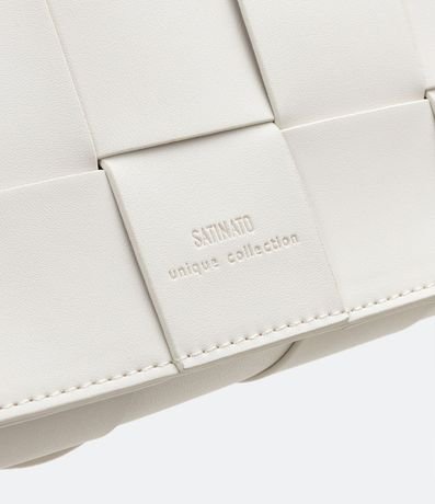 Bolso Baguette Mediana con Detalles a Cuadros 7