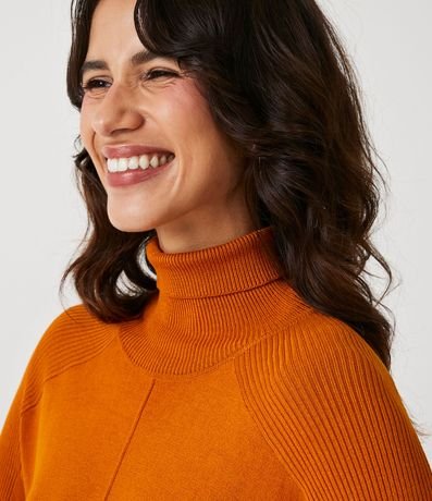 Blusa de Punto con Cuello Alto y Detalles Acanalados en la Manga 4