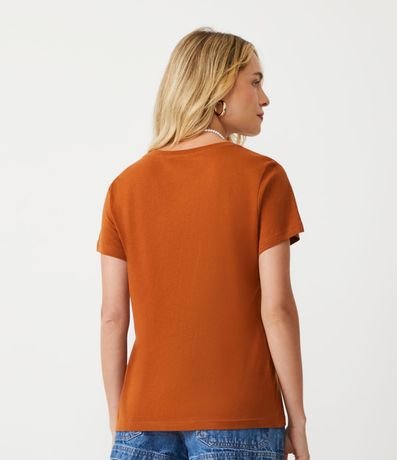 Remera en Algodón con Cuello V y Manga corta 3