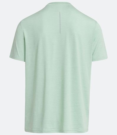 Remera Deportiva con Tecnologia Dry y Detalles Reflectantes 10