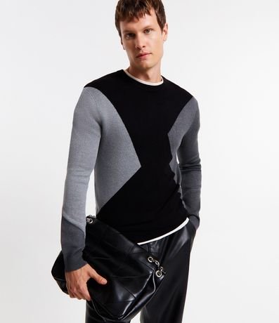 Suéter en Punto con Recortes Triangulares 5