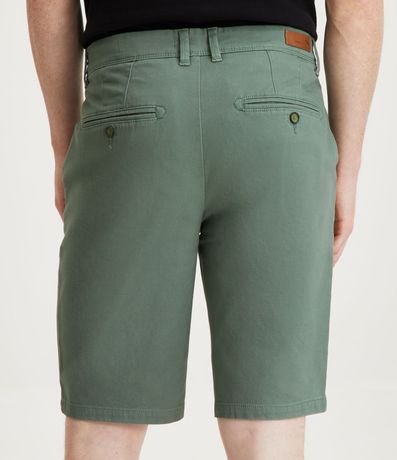 Bermuda Slim en Sarga con Elastano 4