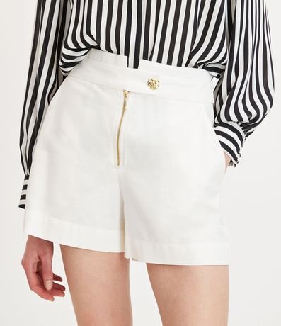 Short Cintura Alta en Algodón con Botón 2
