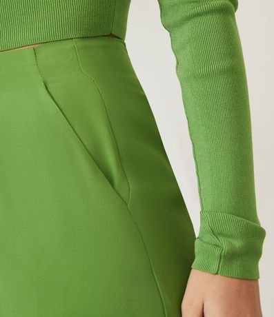 Pantalón Pantalona en Crepé con Pliegas 3