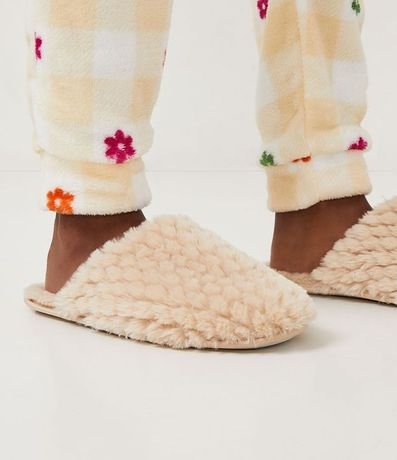 Pantufla Cerrada con Pelinhos en Escamas 5