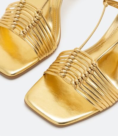 Sandalia Multi Tiras con Tacón Diferenciado y Efecto Metalizado 2