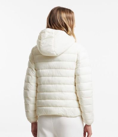 Campera Puffer Leve en Poliamida con Bolsa para Guardarla 3