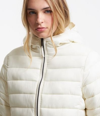 Campera Puffer Leve en Poliamida con Bolsa para Guardarla 4